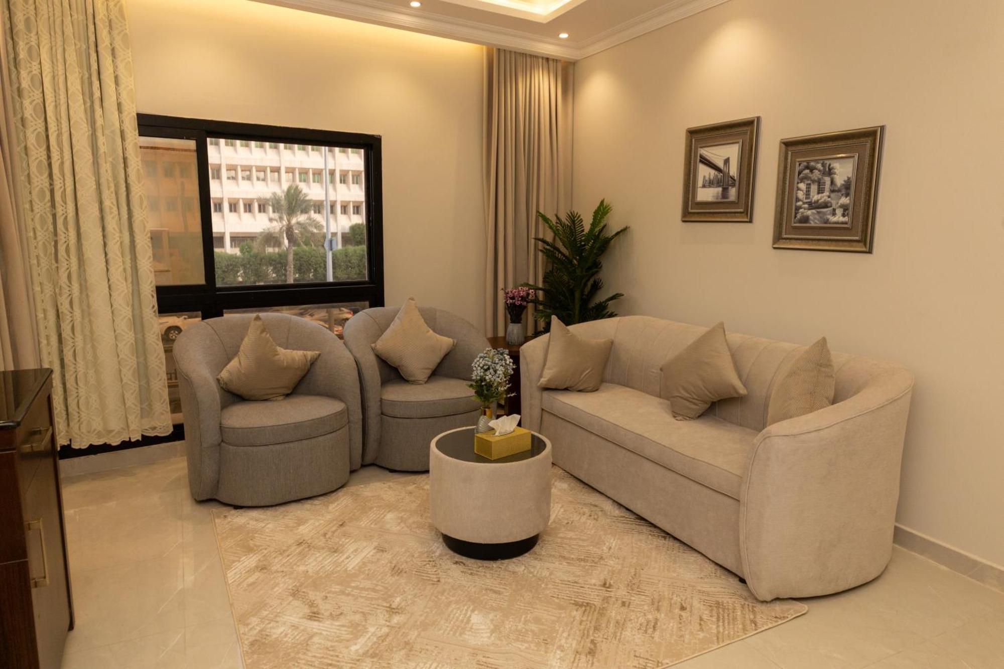 Burj Al Hayat Furnished Suites - Al Malaz Riaad Buitenkant foto